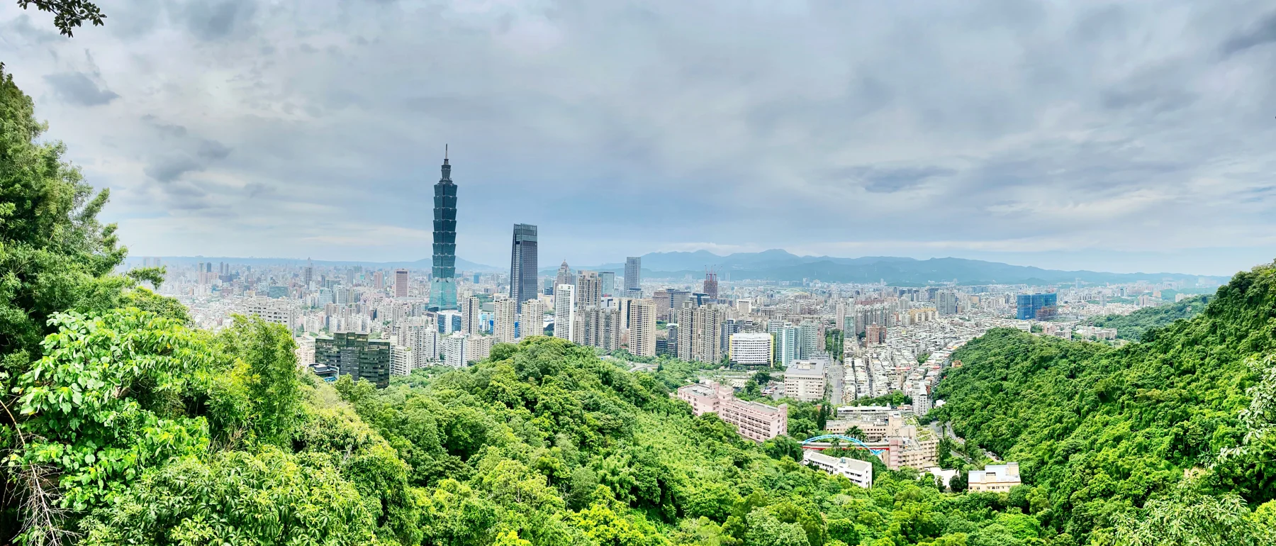 Taipei skyline